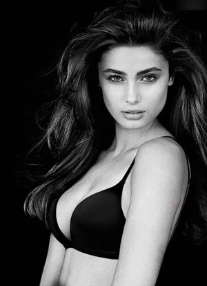 Taylor Marie Hill / taylerhillss / taylor_hill nude photo #0078