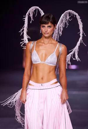 Taylor Marie Hill / taylerhillss / taylor_hill nude photo #0140