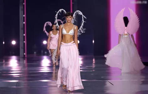 Taylor Marie Hill / taylerhillss / taylor_hill nude photo #0149