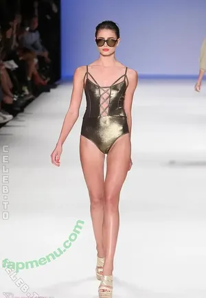 Taylor Marie Hill / taylerhillss / taylor_hill nude photo #0543