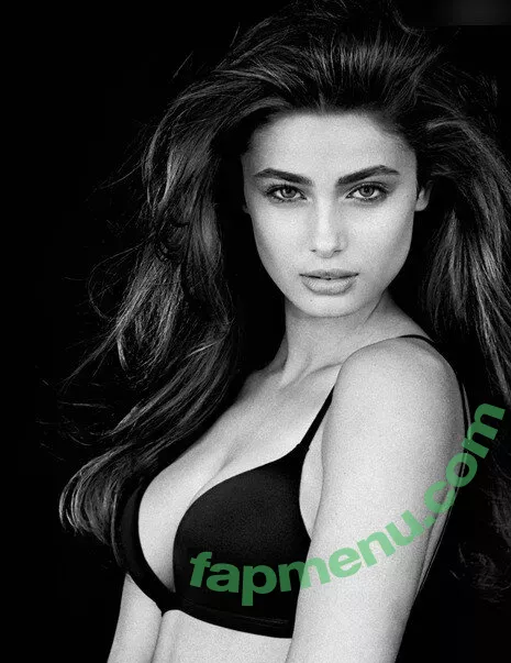 Taylor Marie Hill nude photo #0078 (taylerhillss / taylor_hill)