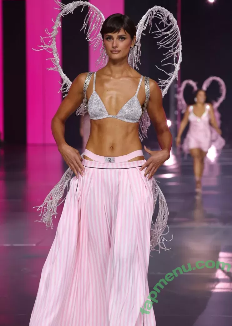 Taylor Marie Hill nude photo #0139 (taylerhillss / taylor_hill)