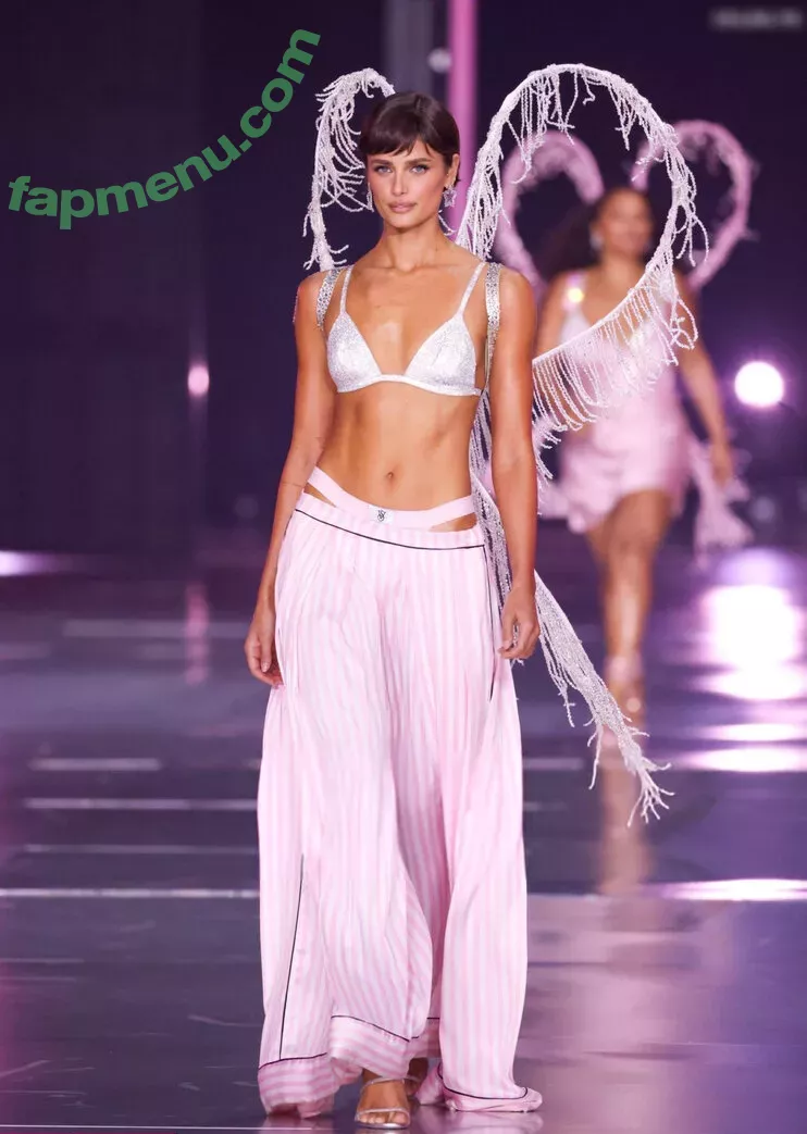 Taylor Marie Hill nude photo #0148 (taylerhillss / taylor_hill)