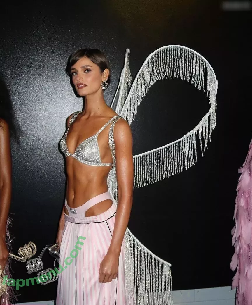 Taylor Marie Hill nude photo #0158 (taylerhillss / taylor_hill)