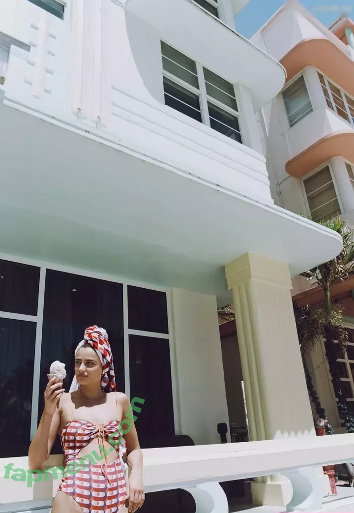 Taylor Marie Hill nude photo #0213 (taylerhillss / taylor_hill)