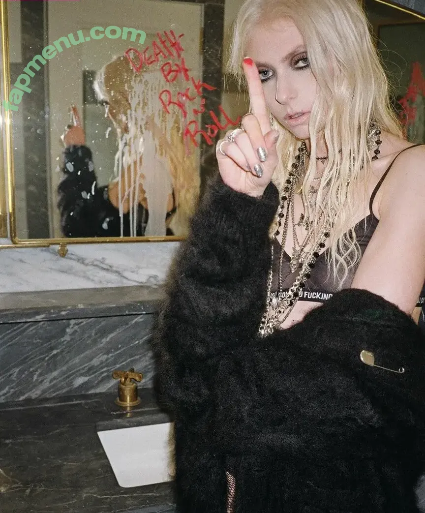 Taylor Momsen nude photo #0157 (aryelsoul / taylormomsen)