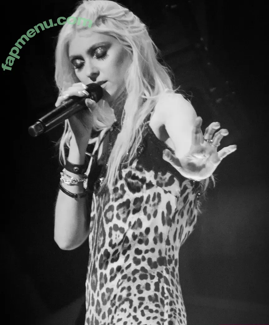 Taylor Momsen nude photo #0196 (aryelsoul / taylormomsen)