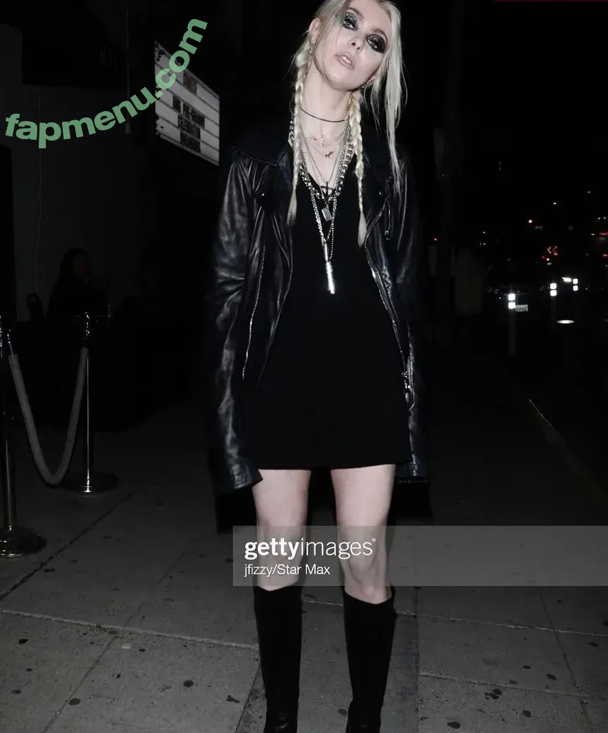 Taylor Momsen nude photo #0226 (aryelsoul / taylormomsen)