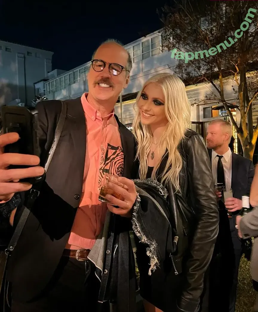 Taylor Momsen nude photo #0250 (aryelsoul / taylormomsen)