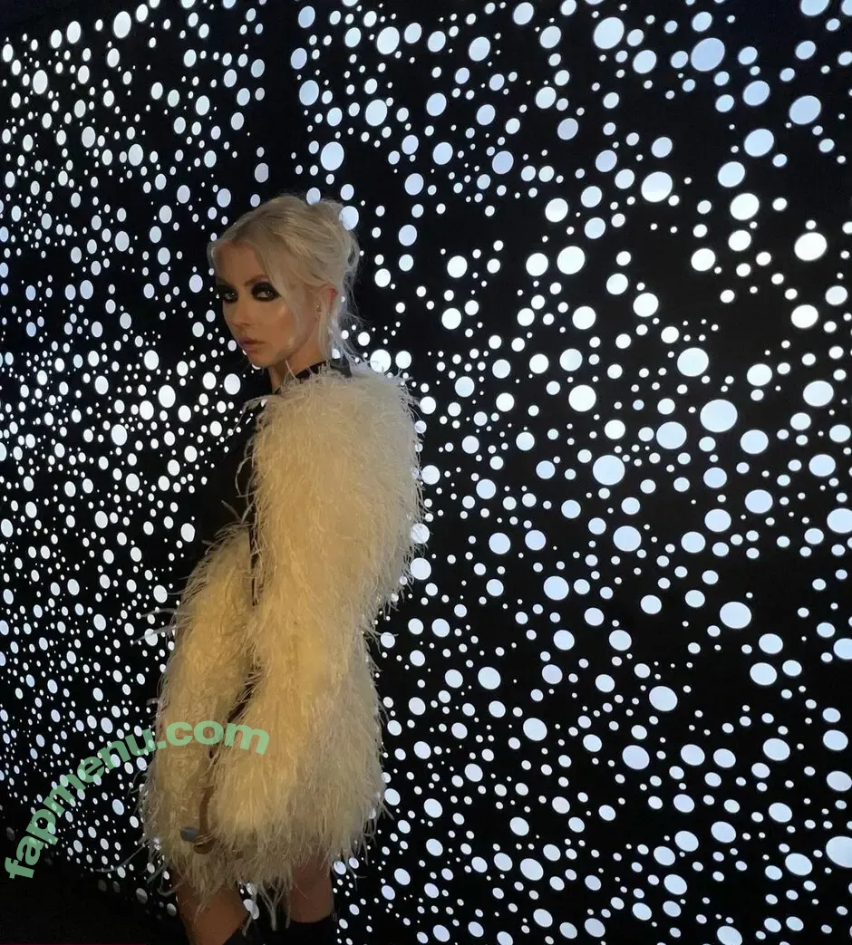 Taylor Momsen nude photo #0292 (aryelsoul / taylormomsen)