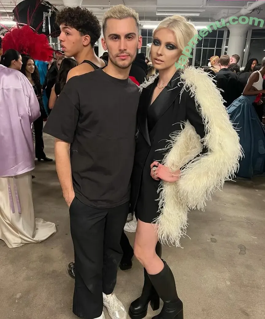 Taylor Momsen nude photo #0305 (aryelsoul / taylormomsen)