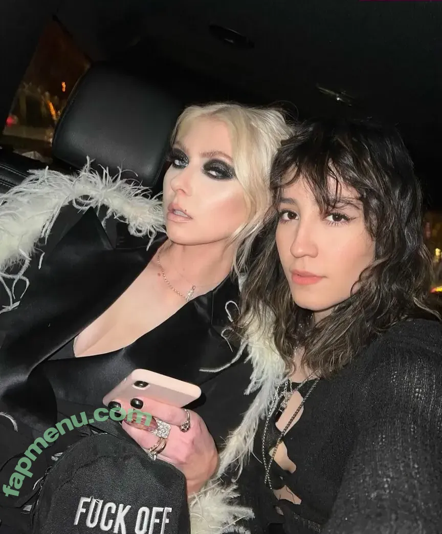 Taylor Momsen nude photo #0307 (aryelsoul / taylormomsen)