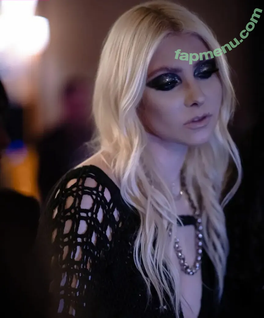 Taylor Momsen nude photo #0325 (aryelsoul / taylormomsen)