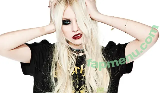 Taylor Momsen nude photo #0368 (aryelsoul / taylormomsen)