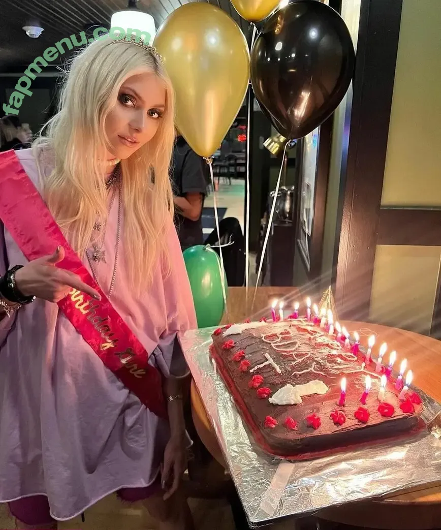 Taylor Momsen nude photo #0409 (aryelsoul / taylormomsen)