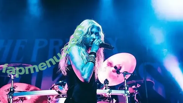 Taylor Momsen nude photo #0424 (aryelsoul / taylormomsen)