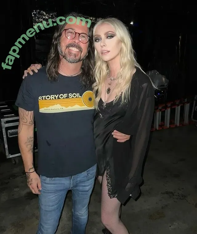 Taylor Momsen nude photo #0429 (aryelsoul / taylormomsen)