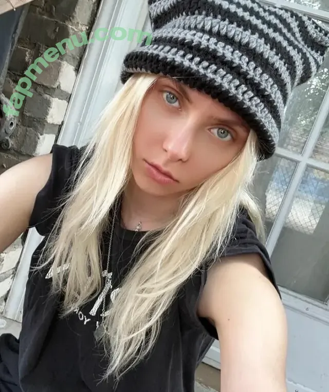 Taylor Momsen nude photo #0459 (aryelsoul / taylormomsen)