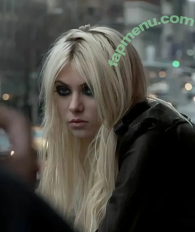 Taylor Momsen nude photo #0467 (aryelsoul / taylormomsen)