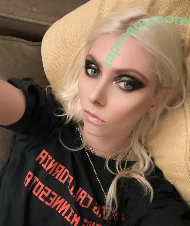 Taylor Momsen nude photo #0475 (aryelsoul / taylormomsen)