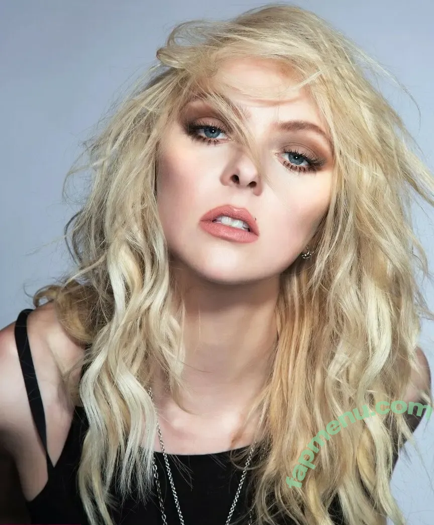 Taylor Momsen nude photo #0519 (aryelsoul / taylormomsen)