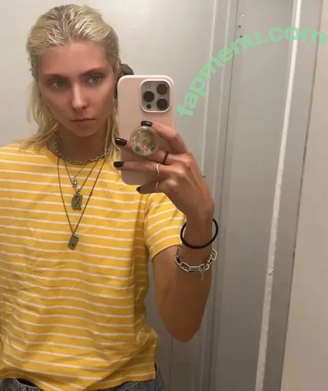 Taylor Momsen nude photo #0544 (aryelsoul / taylormomsen)