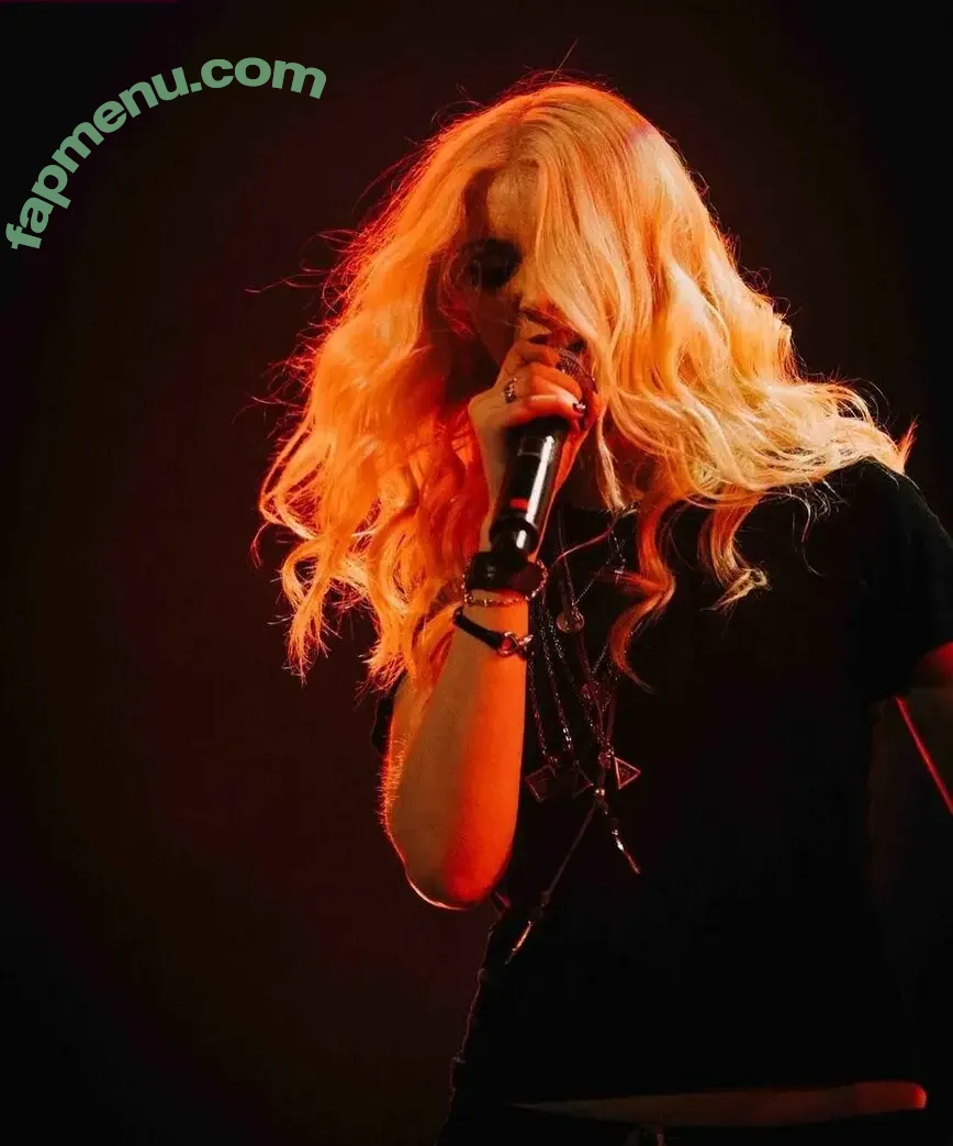 Taylor Momsen nude photo #0578 (aryelsoul / taylormomsen)