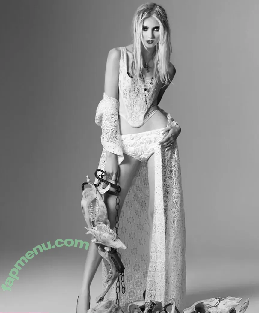 Taylor Momsen nude photo #0612 (aryelsoul / taylormomsen)