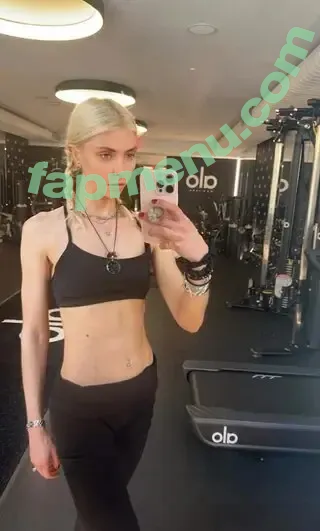 Taylor Momsen nude photo #0617 (aryelsoul / taylormomsen)