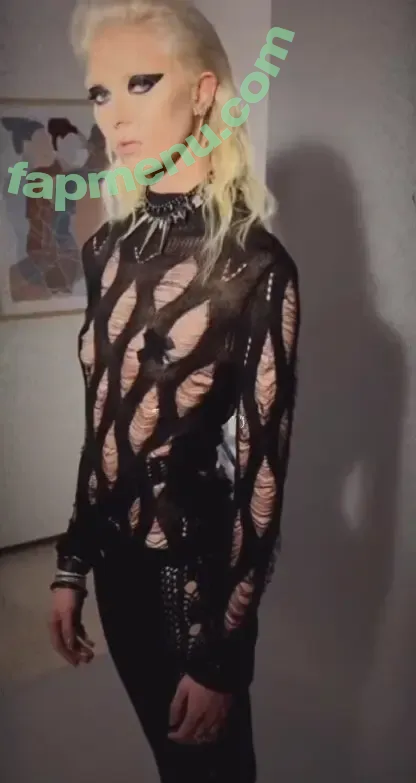 Taylor Momsen nude photo #0653 (aryelsoul / taylormomsen)