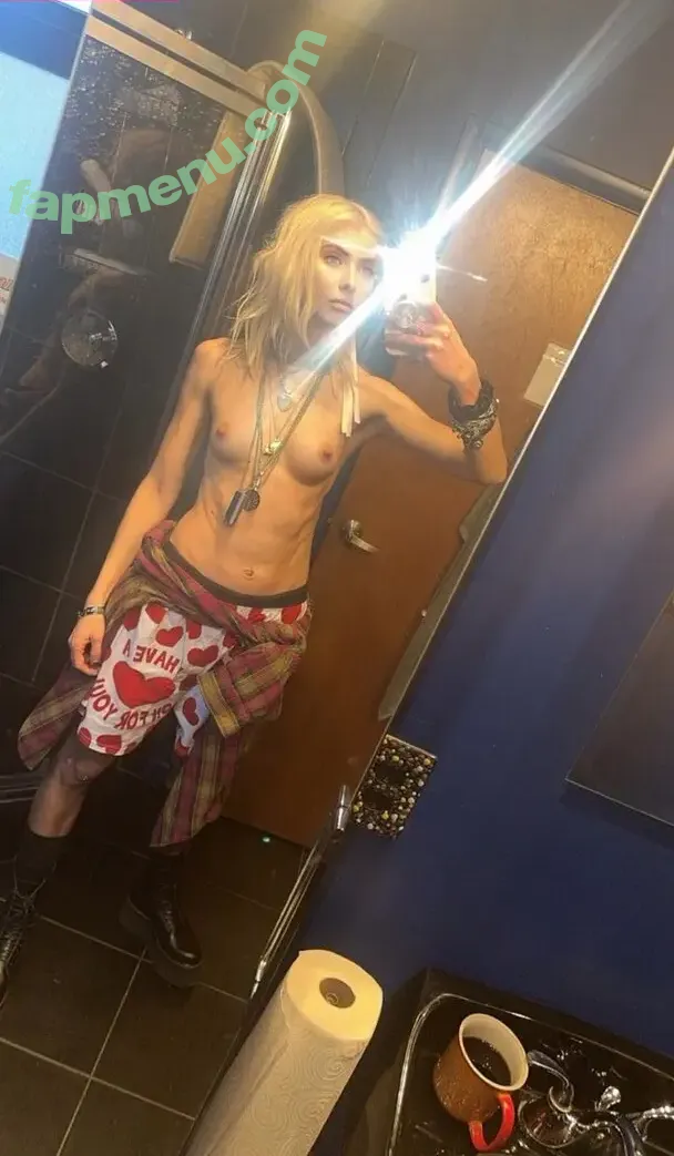 Taylor Momsen nude photo #0671 (aryelsoul / taylormomsen)