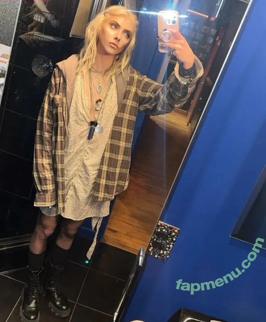 Taylor Momsen nude photo #0677 (aryelsoul / taylormomsen)