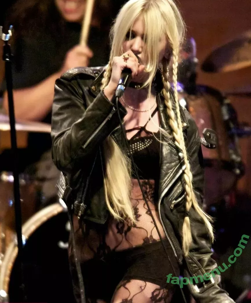 Taylor Momsen OnlyFans Leak: Nude photo #