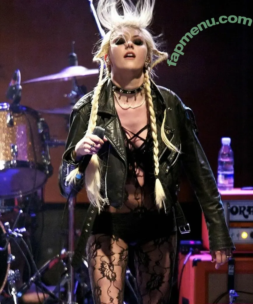 Taylor Momsen nude photo #0690 (aryelsoul / taylormomsen)