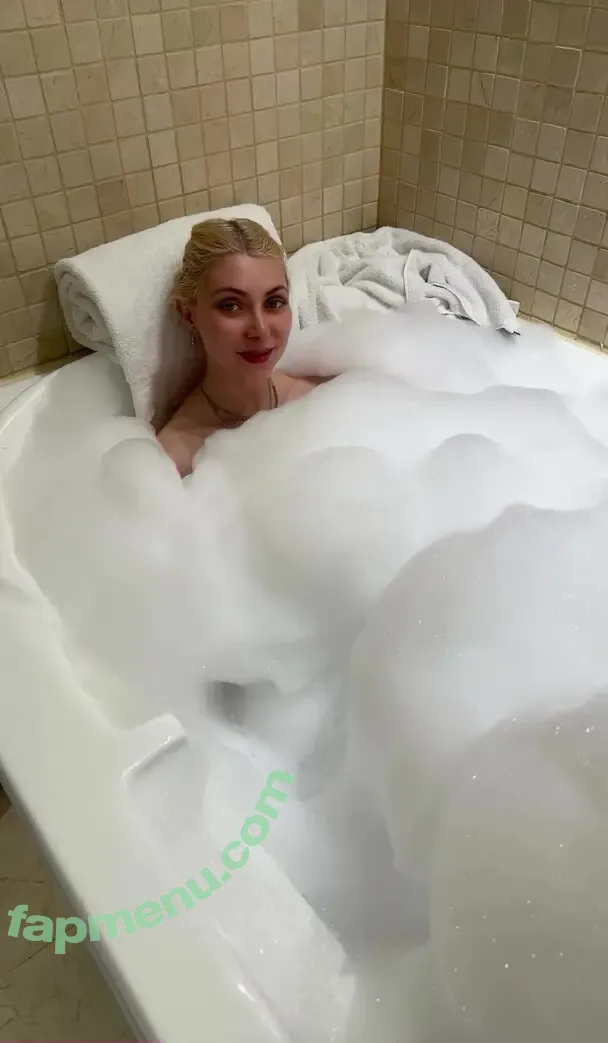 Taylor Momsen nude photo #0732 (aryelsoul / taylormomsen)