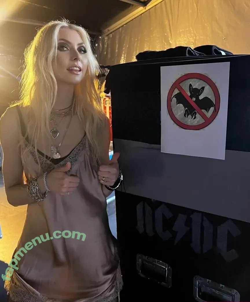 Taylor Momsen nude photo #0747 (aryelsoul / taylormomsen)