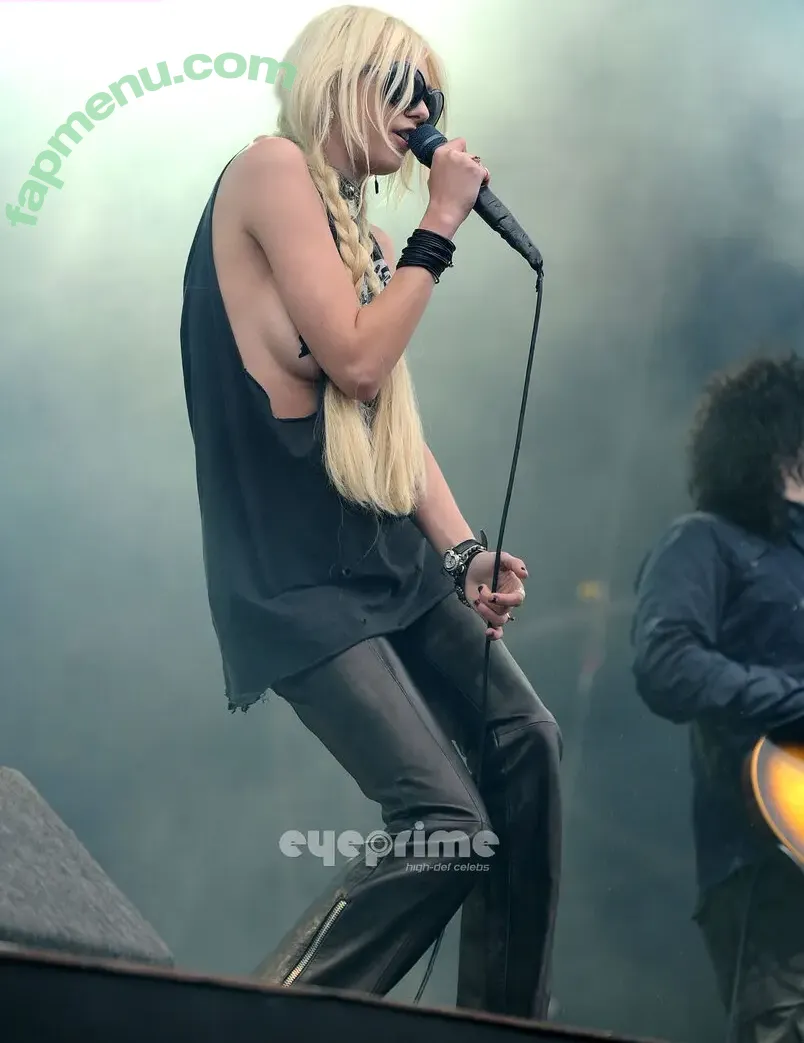 Taylor Momsen nude photo #0766 (aryelsoul / taylormomsen)