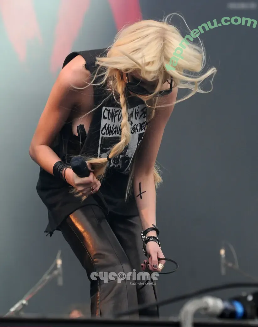 Taylor Momsen nude photo #0767 (aryelsoul / taylormomsen)