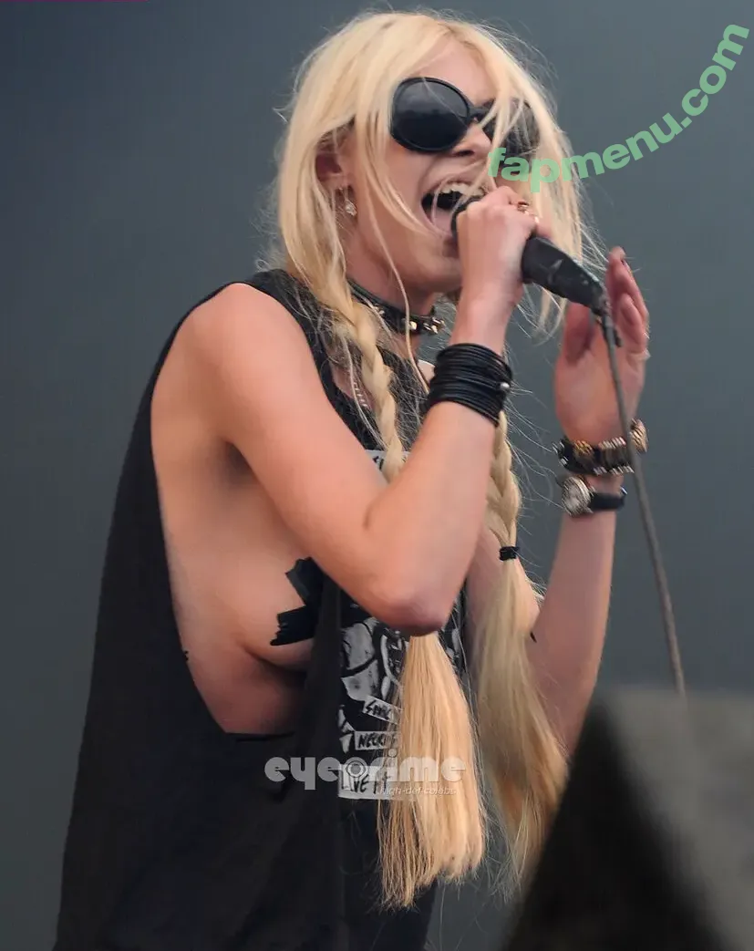 Taylor Momsen nude photo #0768 (aryelsoul / taylormomsen)