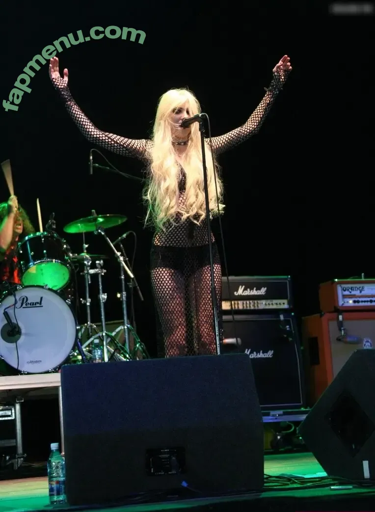 Taylor Momsen nude photo #0806 (aryelsoul / taylormomsen)