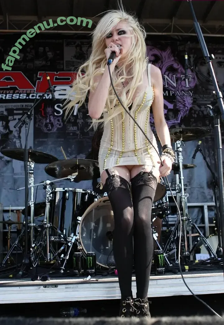 Taylor Momsen nude photo #0815 (aryelsoul / taylormomsen)