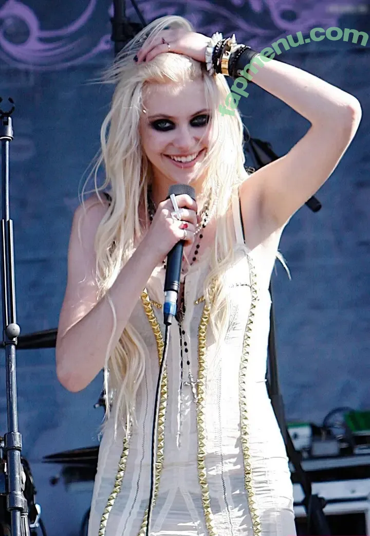 Taylor Momsen nude photo #0831 (aryelsoul / taylormomsen)