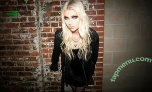 Taylor Momsen / aryelsoul / taylormomsen nude photo #1060