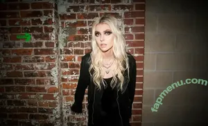 Taylor Momsen / aryelsoul / taylormomsen nude photo #1061
