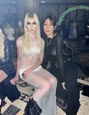 Taylor Momsen / aryelsoul / taylormomsen nude photo #1177