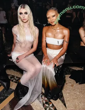 Taylor Momsen / aryelsoul / taylormomsen nude photo #1182