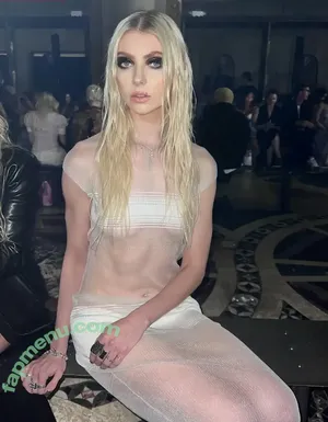 Taylor Momsen / aryelsoul / taylormomsen nude photo #1187