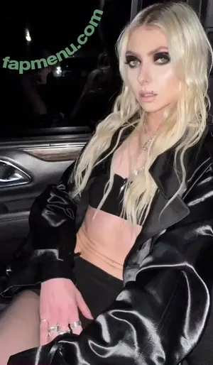 Taylor Momsen / aryelsoul / taylormomsen nude photo #1199