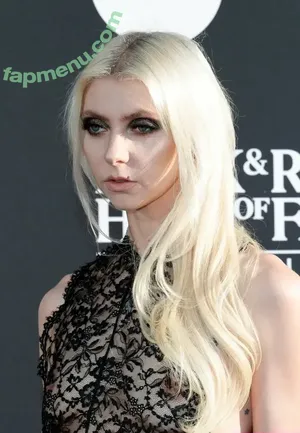 Taylor Momsen / aryelsoul / taylormomsen nude photo #1268