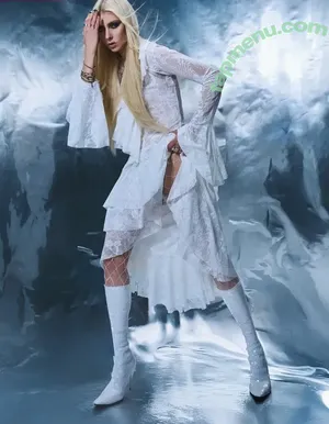 Taylor Momsen / aryelsoul / taylormomsen nude photo #1399